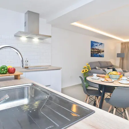Loft El Charco De San Gines 아파트 *